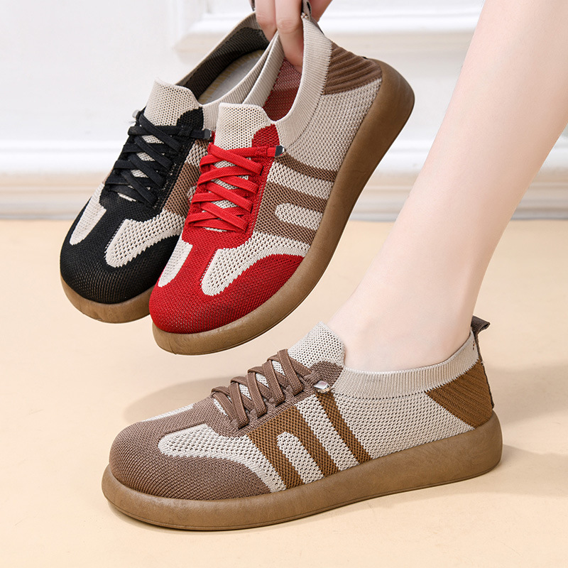 輕便舒適布鞋，透氣飛織鞋面，輕便套腳，彈性鞋口，不勒腳，防滑大底不易滑